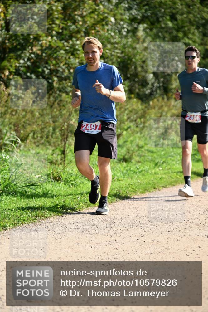 27.09.2026 - 35. Volkslauf durch das schöne Alstertal Dr. Thomas Lammeyer http://msf.ph/oto/10579826 27.09.2026 12:11:29 Laufen 2497, 2496 meine-sportfotos.de