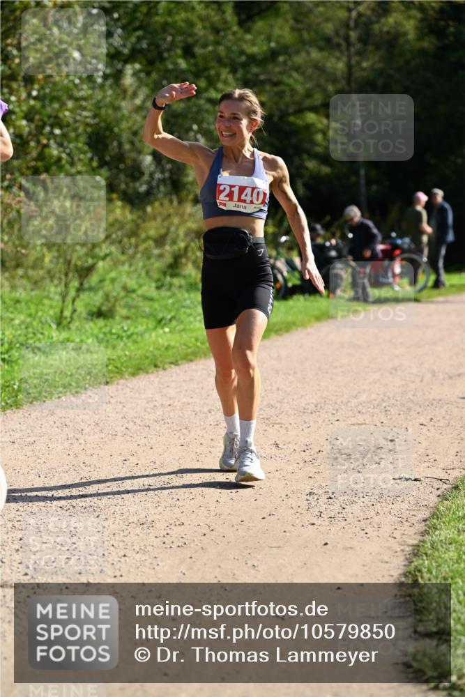 27.09.2026 - 35. Volkslauf durch das schöne Alstertal Dr. Thomas Lammeyer http://msf.ph/oto/10579850 27.09.2026 12:11:33 Laufen 2140 meine-sportfotos.de