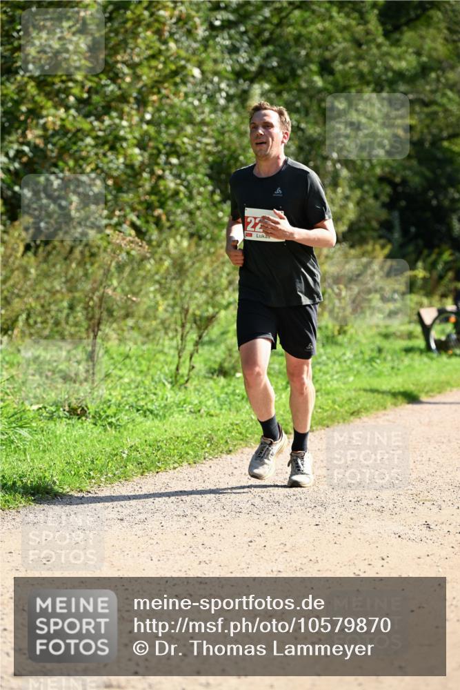 27.09.2026 - 35. Volkslauf durch das schöne Alstertal Dr. Thomas Lammeyer http://msf.ph/oto/10579870 27.09.2026 12:11:41 Laufen 22 meine-sportfotos.de