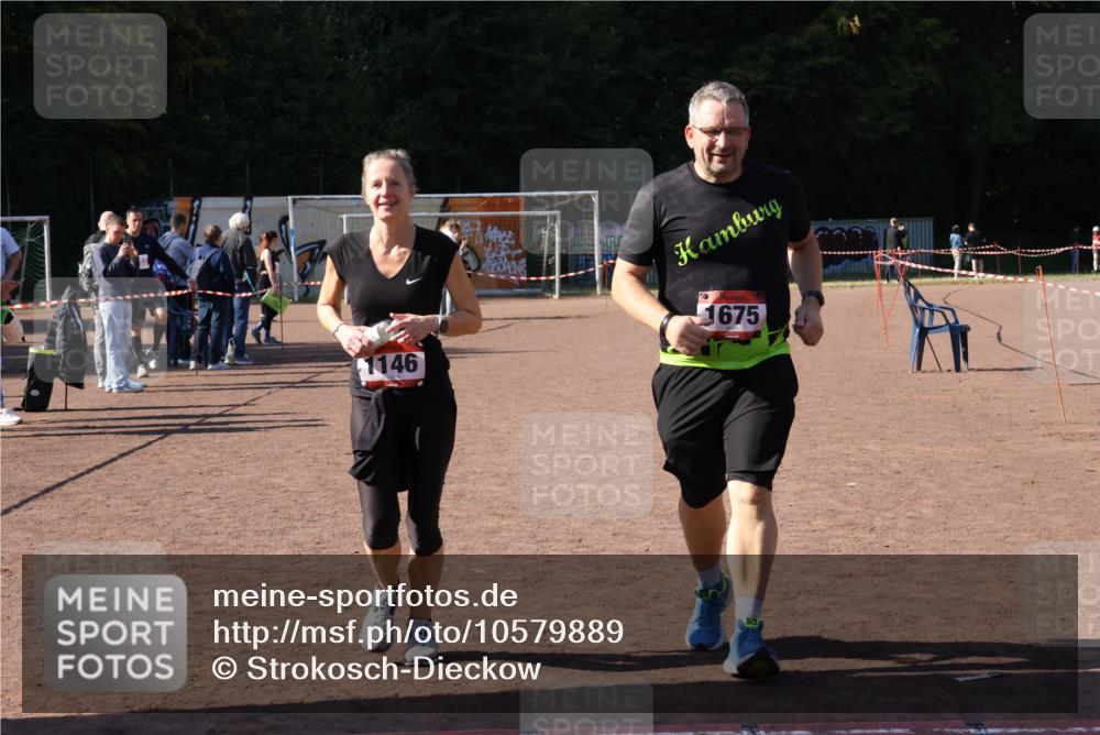 27.09.2026 - 35. Volkslauf durch das schöne Alstertal Strokosch-Dieckow http://msf.ph/oto/10579889 27.09.2026 12:53:09 Ziel 1146, 1675 meine-sportfotos.de