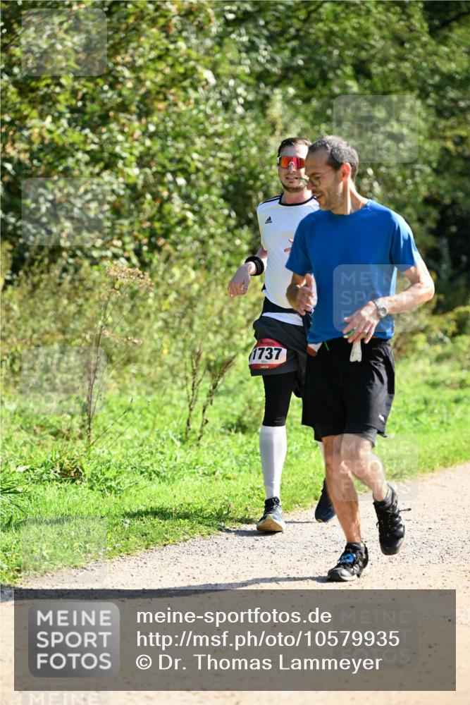 27.09.2026 - 35. Volkslauf durch das schöne Alstertal Dr. Thomas Lammeyer http://msf.ph/oto/10579935 27.09.2026 12:12:21 Laufen 1737 meine-sportfotos.de
