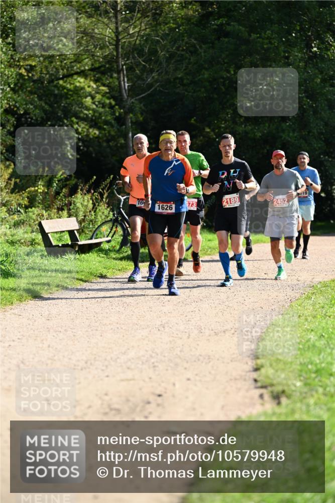 27.09.2026 - 35. Volkslauf durch das schöne Alstertal Dr. Thomas Lammeyer http://msf.ph/oto/10579948 27.09.2026 12:12:24 Laufen 16, 1626, 473, 2189, 2452 meine-sportfotos.de