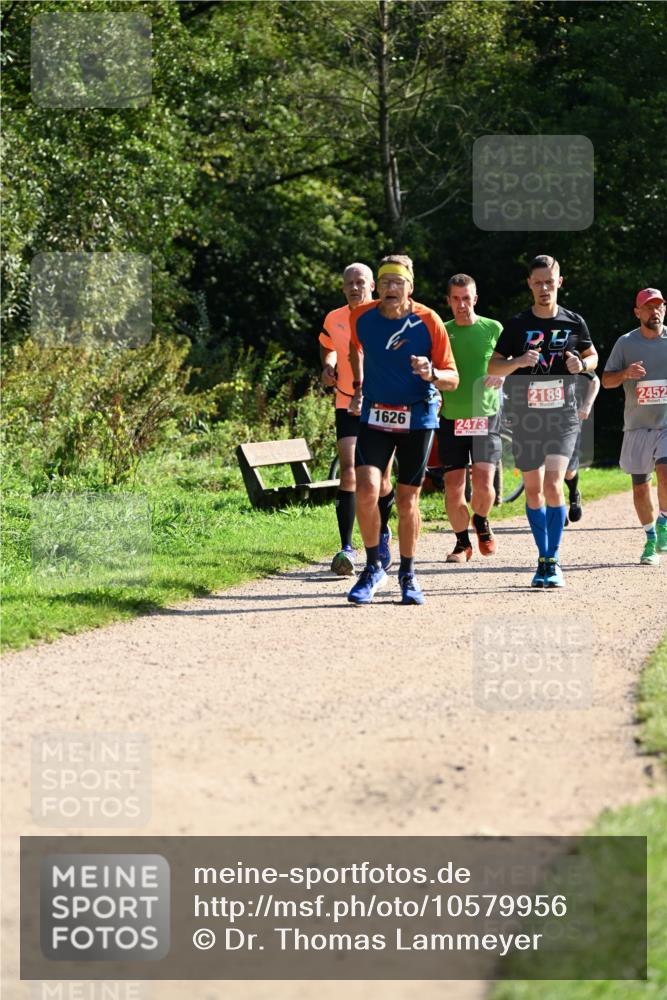 27.09.2026 - 35. Volkslauf durch das schöne Alstertal Dr. Thomas Lammeyer http://msf.ph/oto/10579956 27.09.2026 12:12:25 Laufen 1626, 2473, 2189, 2452 meine-sportfotos.de
