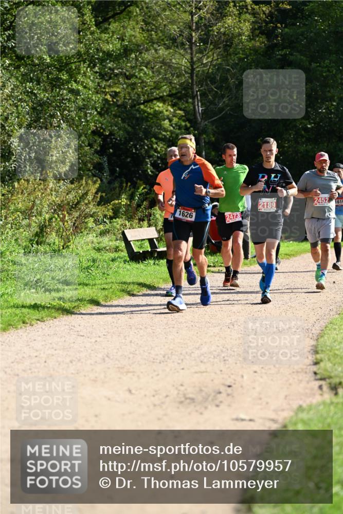 27.09.2026 - 35. Volkslauf durch das schöne Alstertal Dr. Thomas Lammeyer http://msf.ph/oto/10579957 27.09.2026 12:12:25 Laufen 1626, 2473, 2189, 2452, 1619 meine-sportfotos.de