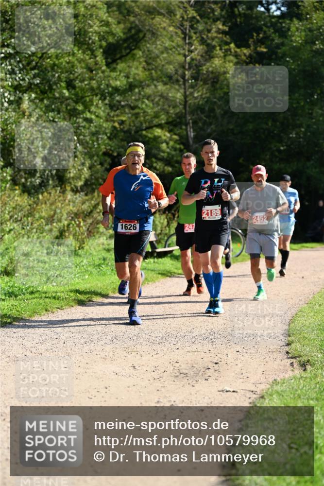 27.09.2026 - 35. Volkslauf durch das schöne Alstertal Dr. Thomas Lammeyer http://msf.ph/oto/10579968 27.09.2026 12:12:26 Laufen 1626, 2189, 2452 meine-sportfotos.de