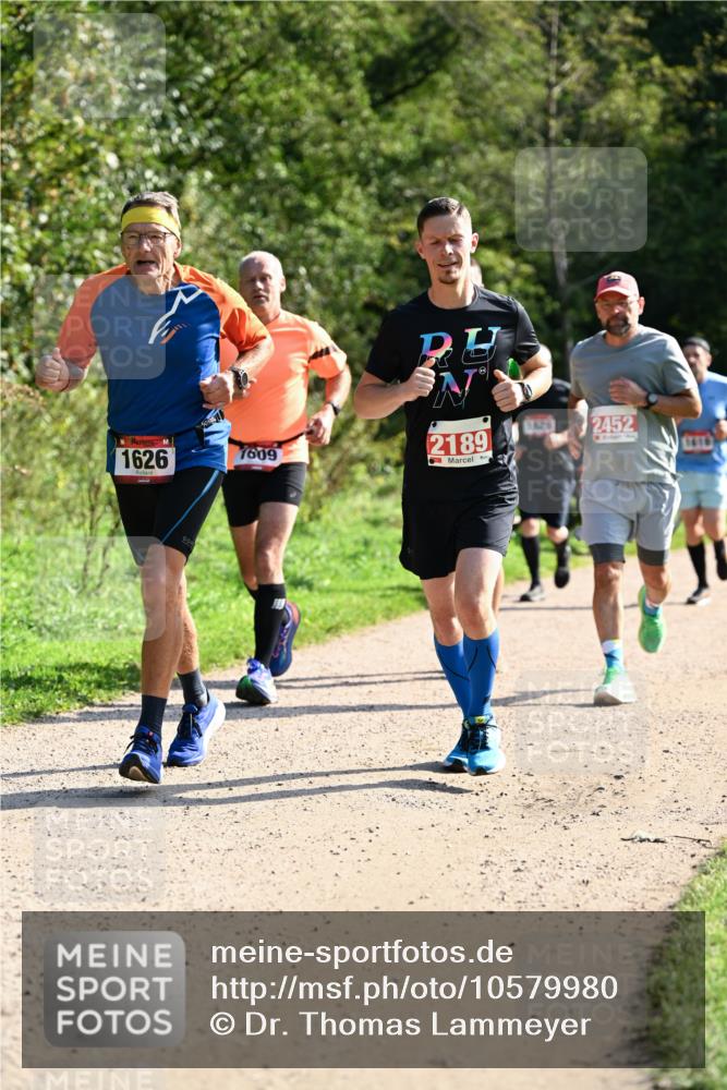 27.09.2026 - 35. Volkslauf durch das schöne Alstertal Dr. Thomas Lammeyer http://msf.ph/oto/10579980 27.09.2026 12:12:27 Laufen 1626, 7609, 2189, 2452 meine-sportfotos.de