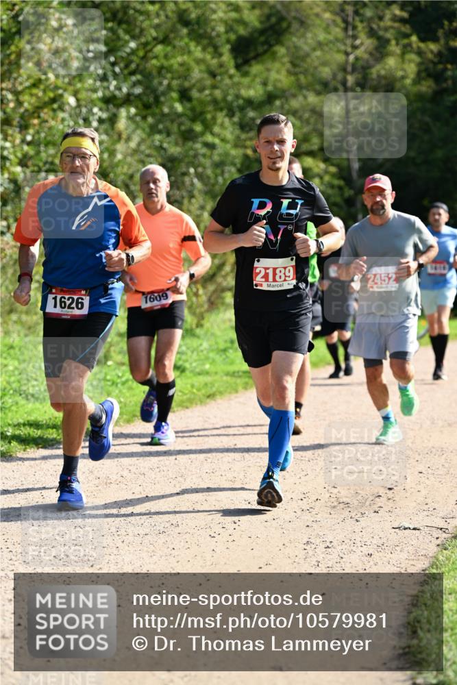 27.09.2026 - 35. Volkslauf durch das schöne Alstertal Dr. Thomas Lammeyer http://msf.ph/oto/10579981 27.09.2026 12:12:27 Laufen 1626, 1609, 2189, 2452 meine-sportfotos.de