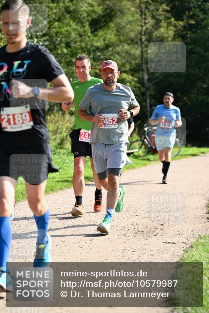 27.09.2026 - 35. Volkslauf durch das schöne Alstertal Dr. Thomas Lammeyer http://msf.ph/oto/10579987 27.09.2026 12:12:28 Laufen 2189, 11, 247, 452, 1619 meine-sportfotos.de
