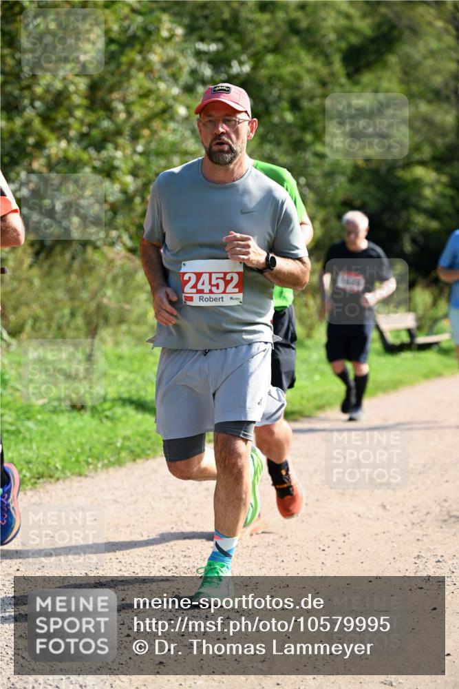 27.09.2026 - 35. Volkslauf durch das schöne Alstertal Dr. Thomas Lammeyer http://msf.ph/oto/10579995 27.09.2026 12:12:29 Laufen 2452 meine-sportfotos.de
