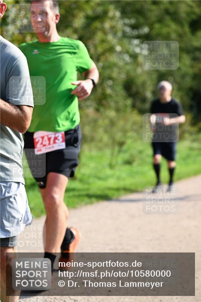 27.09.2026 - 35. Volkslauf durch das schöne Alstertal Dr. Thomas Lammeyer http://msf.ph/oto/10580000 27.09.2026 12:12:30 Laufen 2473 meine-sportfotos.de