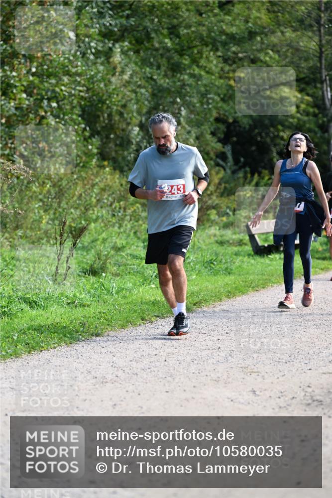 27.09.2026 - 35. Volkslauf durch das schöne Alstertal Dr. Thomas Lammeyer http://msf.ph/oto/10580035 27.09.2026 12:12:37 Laufen 243 meine-sportfotos.de