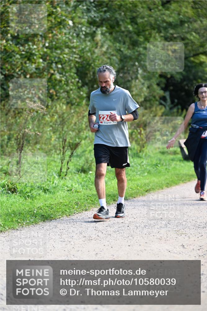 27.09.2026 - 35. Volkslauf durch das schöne Alstertal Dr. Thomas Lammeyer http://msf.ph/oto/10580039 27.09.2026 12:12:37 Laufen 224 meine-sportfotos.de