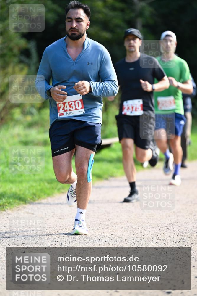 27.09.2026 - 35. Volkslauf durch das schöne Alstertal Dr. Thomas Lammeyer http://msf.ph/oto/10580092 27.09.2026 12:12:49 Laufen 2430 meine-sportfotos.de