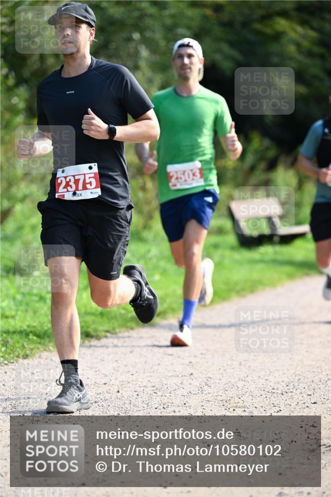 27.09.2026 - 35. Volkslauf durch das schöne Alstertal Dr. Thomas Lammeyer http://msf.ph/oto/10580102 27.09.2026 12:12:52 Laufen 2375, 2503 meine-sportfotos.de