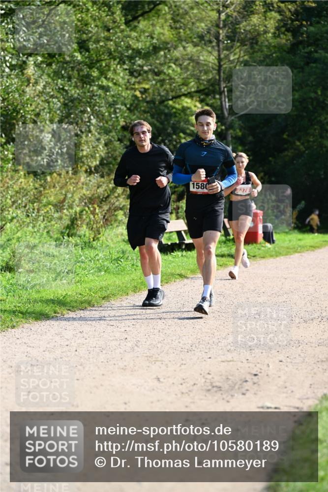 27.09.2026 - 35. Volkslauf durch das schöne Alstertal Dr. Thomas Lammeyer http://msf.ph/oto/10580189 27.09.2026 12:13:26 Laufen 1580, 2378 meine-sportfotos.de