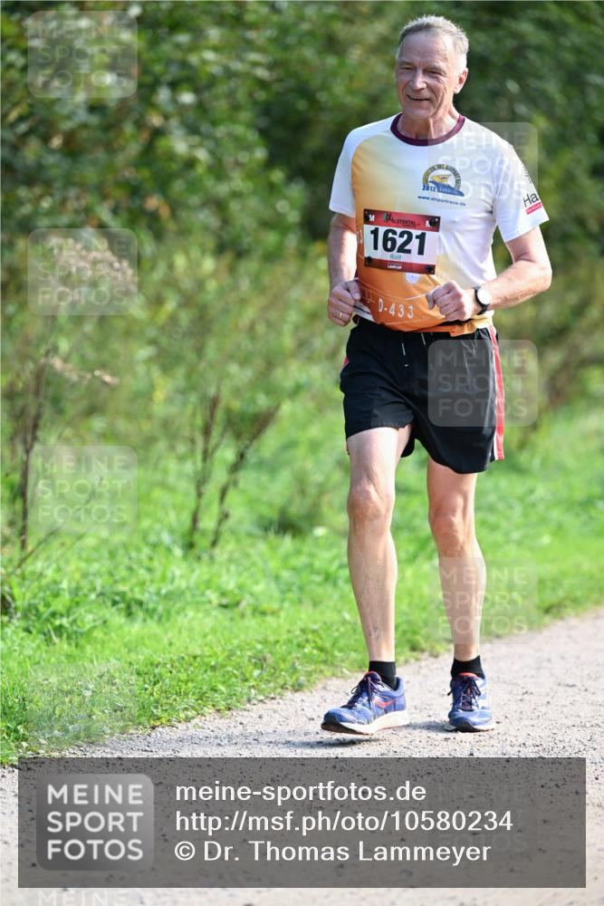 27.09.2026 - 35. Volkslauf durch das schöne Alstertal Dr. Thomas Lammeyer http://msf.ph/oto/10580234 27.09.2026 12:13:40 Laufen 2012, 1621, 1, 433 meine-sportfotos.de
