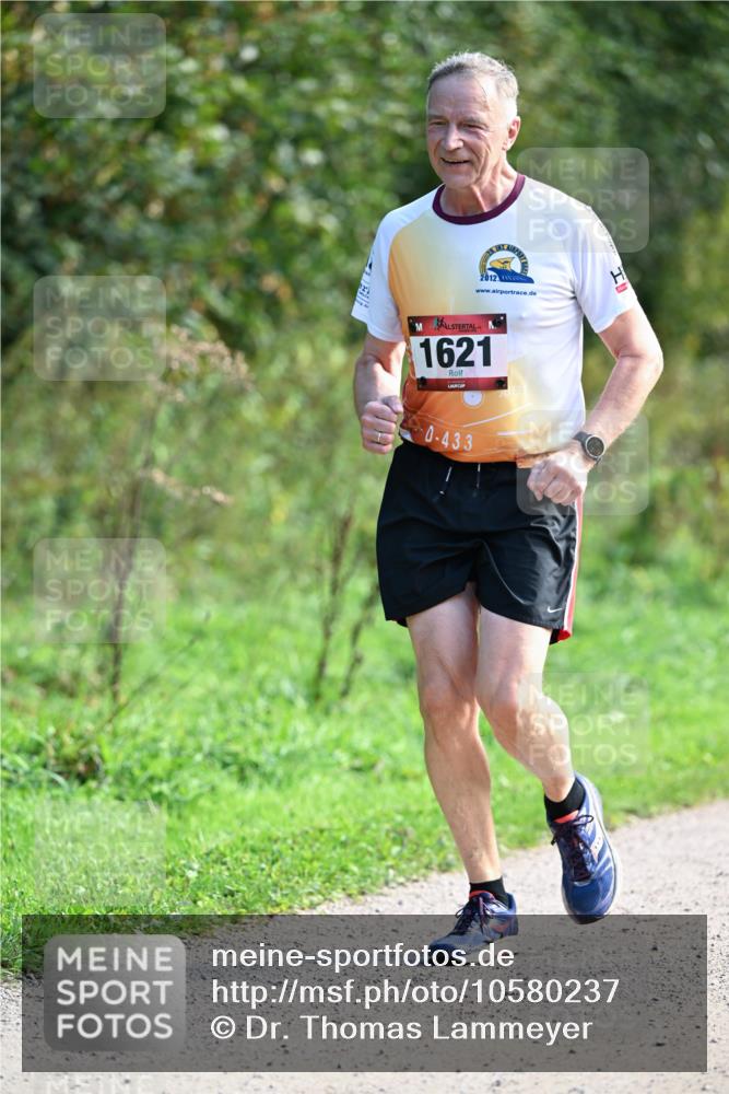27.09.2026 - 35. Volkslauf durch das schöne Alstertal Dr. Thomas Lammeyer http://msf.ph/oto/10580237 27.09.2026 12:13:40 Laufen 2012, 1621, 0, 433 meine-sportfotos.de