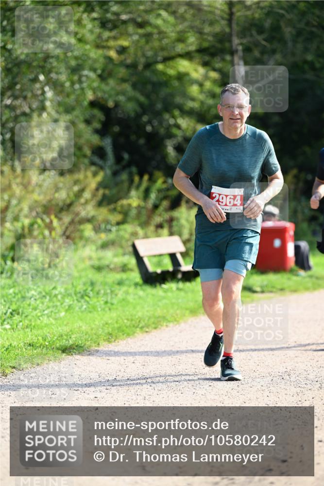 27.09.2026 - 35. Volkslauf durch das schöne Alstertal Dr. Thomas Lammeyer http://msf.ph/oto/10580242 27.09.2026 12:13:57 Laufen 2964 meine-sportfotos.de
