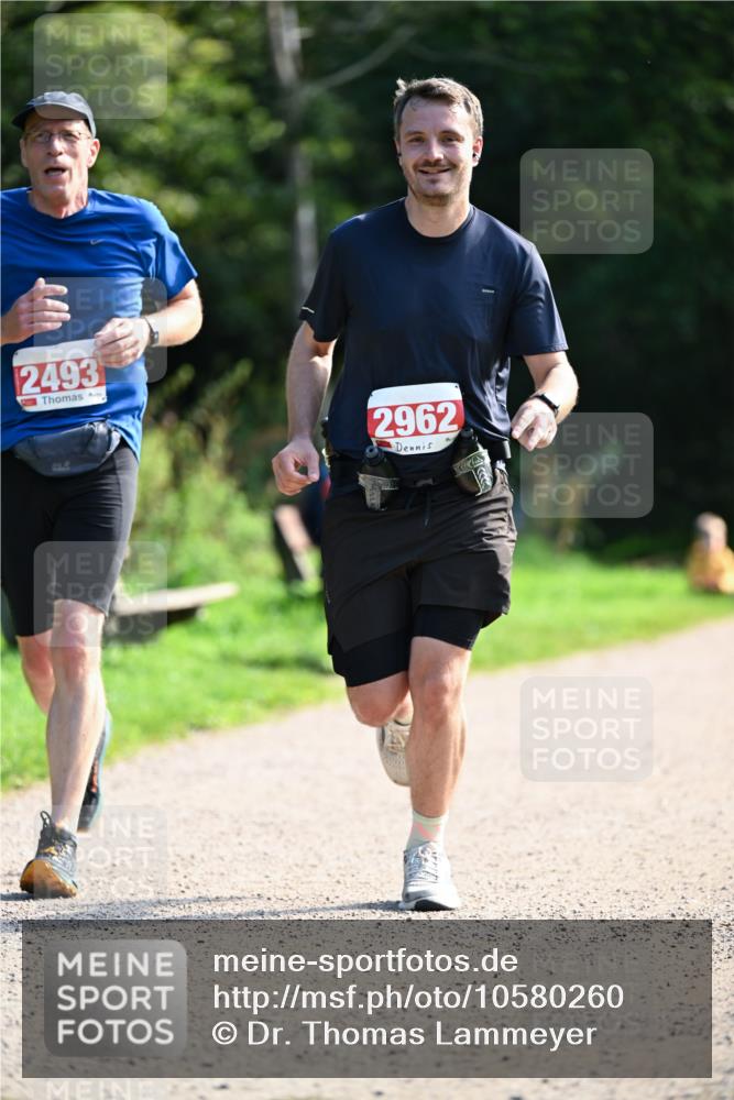 27.09.2026 - 35. Volkslauf durch das schöne Alstertal Dr. Thomas Lammeyer http://msf.ph/oto/10580260 27.09.2026 12:14:02 Laufen 2493, 2962 meine-sportfotos.de