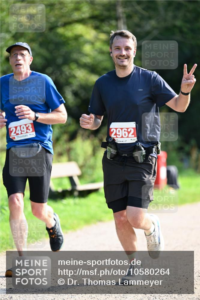 27.09.2026 - 35. Volkslauf durch das schöne Alstertal Dr. Thomas Lammeyer http://msf.ph/oto/10580264 27.09.2026 12:14:03 Laufen 2493, 2962 meine-sportfotos.de