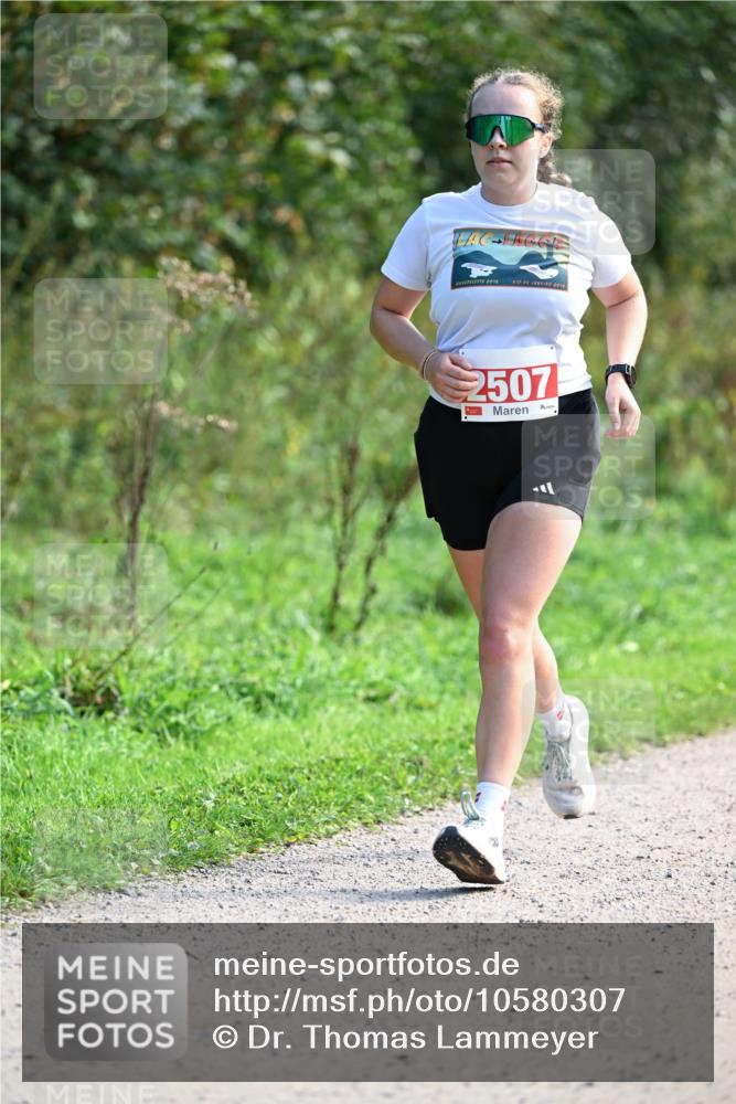 27.09.2026 - 35. Volkslauf durch das schöne Alstertal Dr. Thomas Lammeyer http://msf.ph/oto/10580307 27.09.2026 12:14:43 Laufen 2016, 2507 meine-sportfotos.de