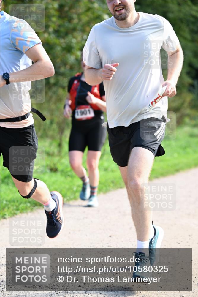 27.09.2026 - 35. Volkslauf durch das schöne Alstertal Dr. Thomas Lammeyer http://msf.ph/oto/10580325 27.09.2026 12:14:50 Laufen 1901 meine-sportfotos.de