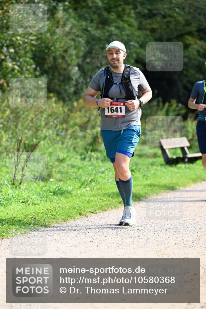 27.09.2026 - 35. Volkslauf durch das schöne Alstertal Dr. Thomas Lammeyer http://msf.ph/oto/10580368 27.09.2026 12:15:02 Laufen 1641 meine-sportfotos.de