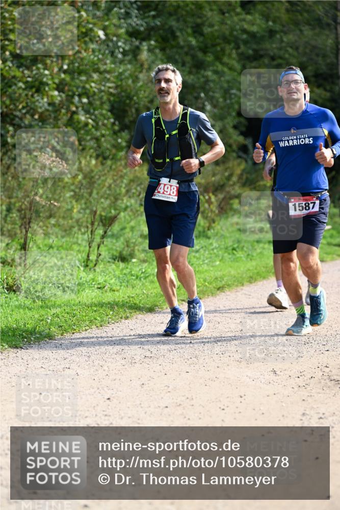27.09.2026 - 35. Volkslauf durch das schöne Alstertal Dr. Thomas Lammeyer http://msf.ph/oto/10580378 27.09.2026 12:15:04 Laufen 498, 1587 meine-sportfotos.de