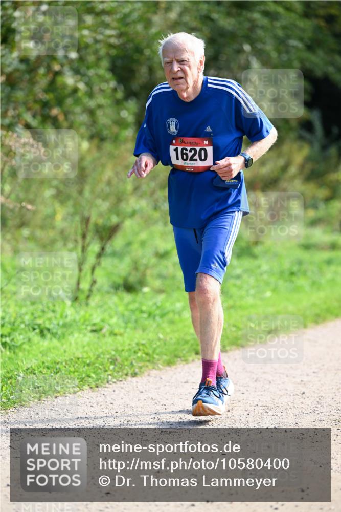 27.09.2026 - 35. Volkslauf durch das schöne Alstertal Dr. Thomas Lammeyer http://msf.ph/oto/10580400 27.09.2026 12:15:17 Laufen 1620 meine-sportfotos.de