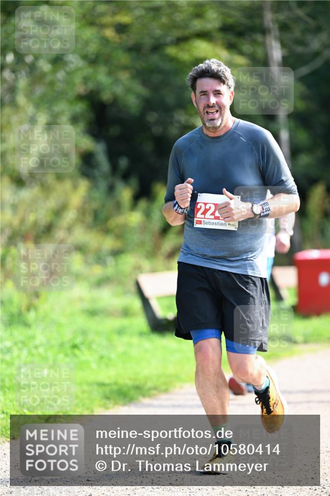 27.09.2026 - 35. Volkslauf durch das schöne Alstertal Dr. Thomas Lammeyer http://msf.ph/oto/10580414 27.09.2026 12:15:32 Laufen 22 meine-sportfotos.de