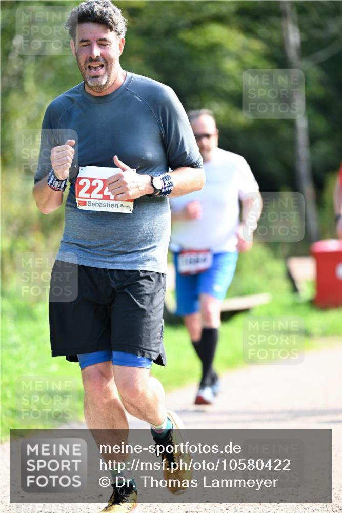 27.09.2026 - 35. Volkslauf durch das schöne Alstertal Dr. Thomas Lammeyer http://msf.ph/oto/10580422 27.09.2026 12:15:33 Laufen 224, 000 meine-sportfotos.de