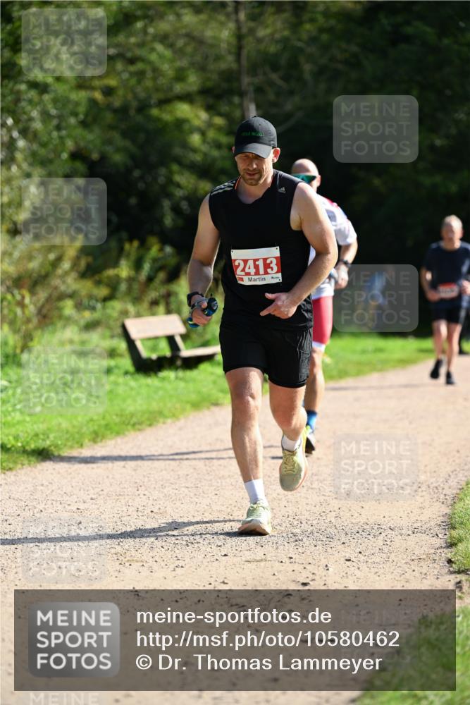 27.09.2026 - 35. Volkslauf durch das schöne Alstertal Dr. Thomas Lammeyer http://msf.ph/oto/10580462 27.09.2026 12:15:53 Laufen 2413 meine-sportfotos.de