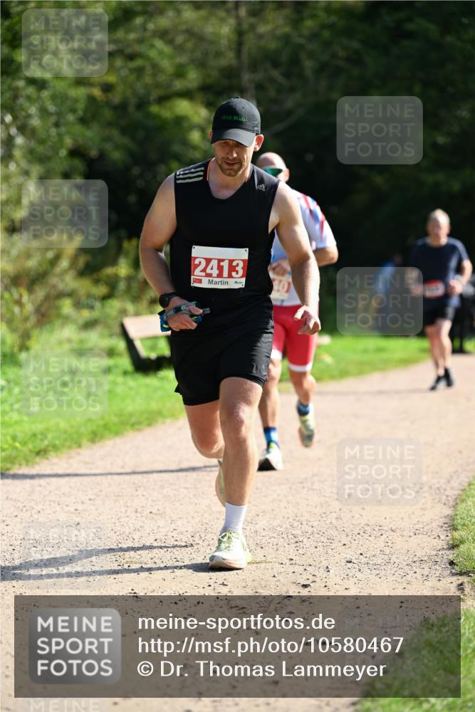 27.09.2026 - 35. Volkslauf durch das schöne Alstertal Dr. Thomas Lammeyer http://msf.ph/oto/10580467 27.09.2026 12:15:54 Laufen 2413 meine-sportfotos.de