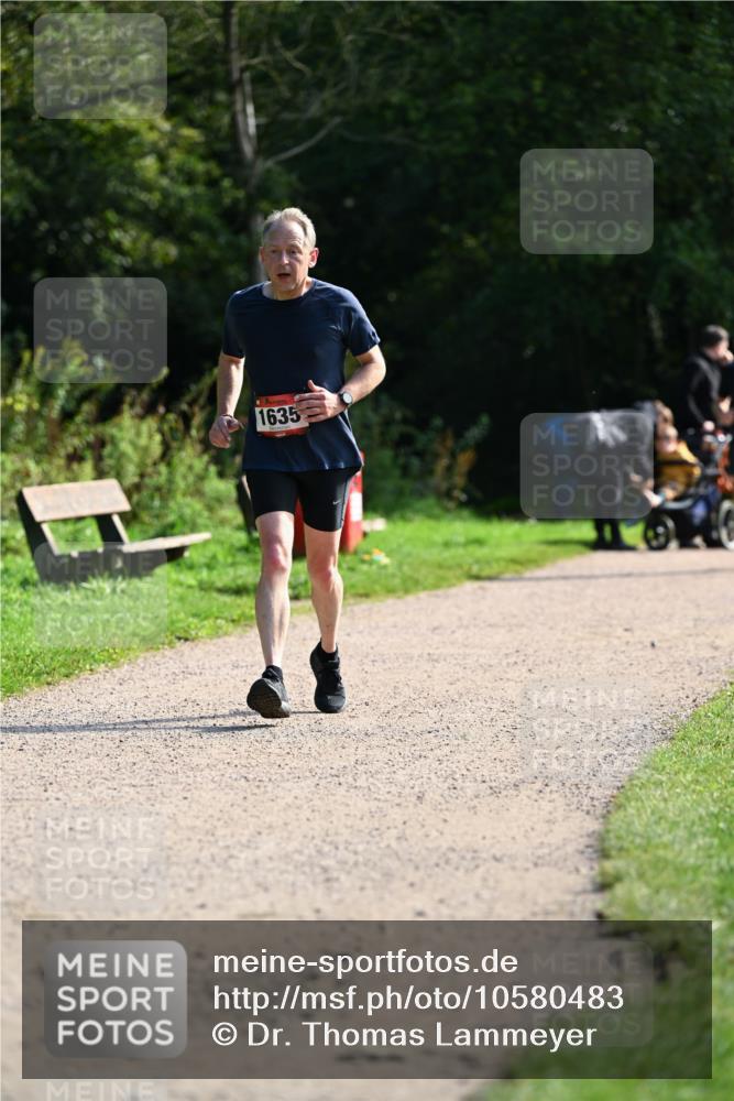 27.09.2026 - 35. Volkslauf durch das schöne Alstertal Dr. Thomas Lammeyer http://msf.ph/oto/10580483 27.09.2026 12:15:57 Laufen 1635 meine-sportfotos.de