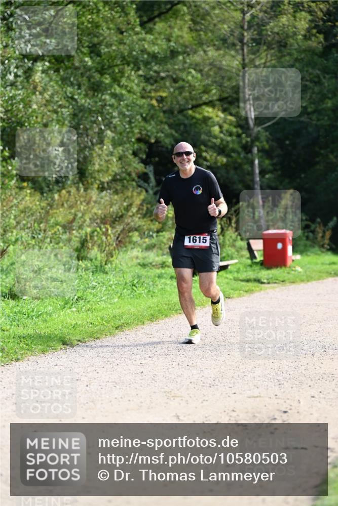 27.09.2026 - 35. Volkslauf durch das schöne Alstertal Dr. Thomas Lammeyer http://msf.ph/oto/10580503 27.09.2026 12:16:04 Laufen 1615 meine-sportfotos.de