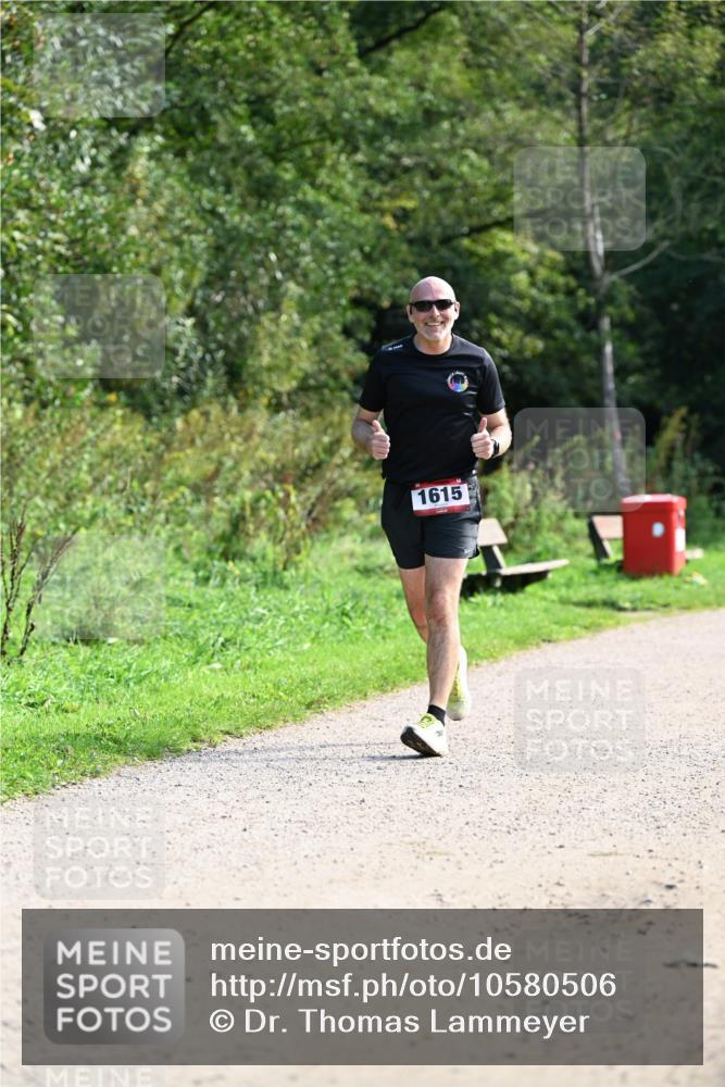 27.09.2026 - 35. Volkslauf durch das schöne Alstertal Dr. Thomas Lammeyer http://msf.ph/oto/10580506 27.09.2026 12:16:04 Laufen 1615 meine-sportfotos.de