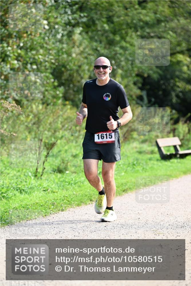 27.09.2026 - 35. Volkslauf durch das schöne Alstertal Dr. Thomas Lammeyer http://msf.ph/oto/10580515 27.09.2026 12:16:05 Laufen 1615 meine-sportfotos.de
