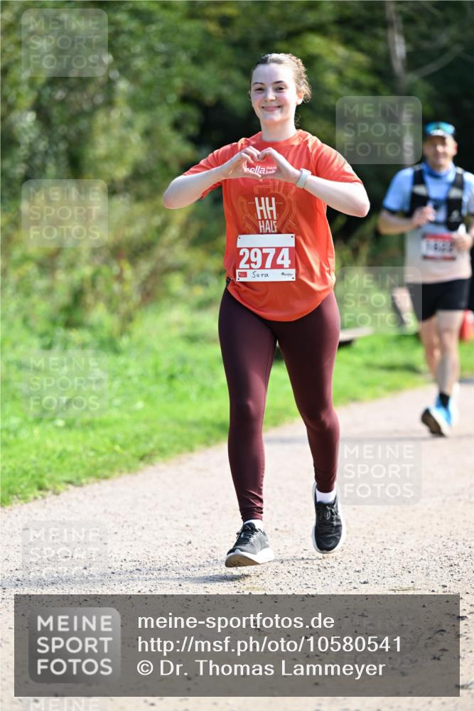 27.09.2026 - 35. Volkslauf durch das schöne Alstertal Dr. Thomas Lammeyer http://msf.ph/oto/10580541 27.09.2026 12:16:17 Laufen 2974 meine-sportfotos.de