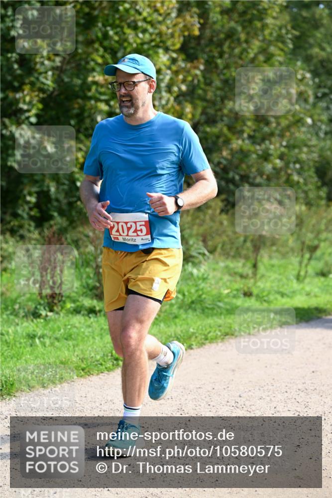 27.09.2026 - 35. Volkslauf durch das schöne Alstertal Dr. Thomas Lammeyer http://msf.ph/oto/10580575 27.09.2026 12:16:31 Laufen 2025 meine-sportfotos.de