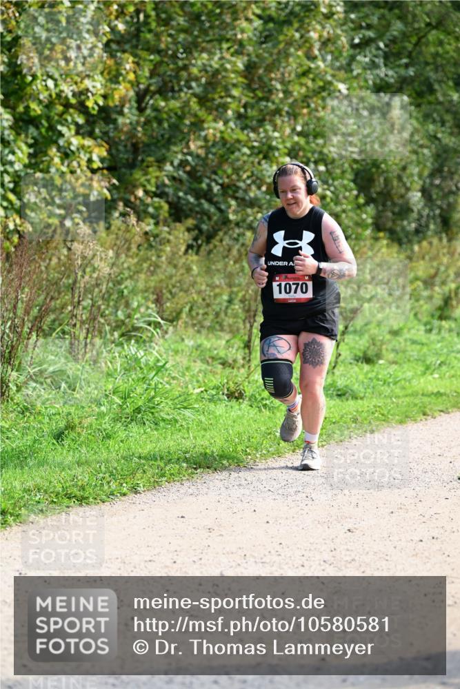 27.09.2026 - 35. Volkslauf durch das schöne Alstertal Dr. Thomas Lammeyer http://msf.ph/oto/10580581 27.09.2026 12:16:42 Laufen 1070 meine-sportfotos.de