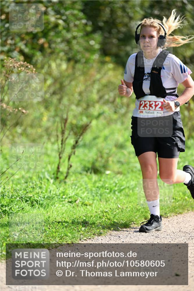 27.09.2026 - 35. Volkslauf durch das schöne Alstertal Dr. Thomas Lammeyer http://msf.ph/oto/10580605 27.09.2026 12:16:57 Laufen 2332 meine-sportfotos.de