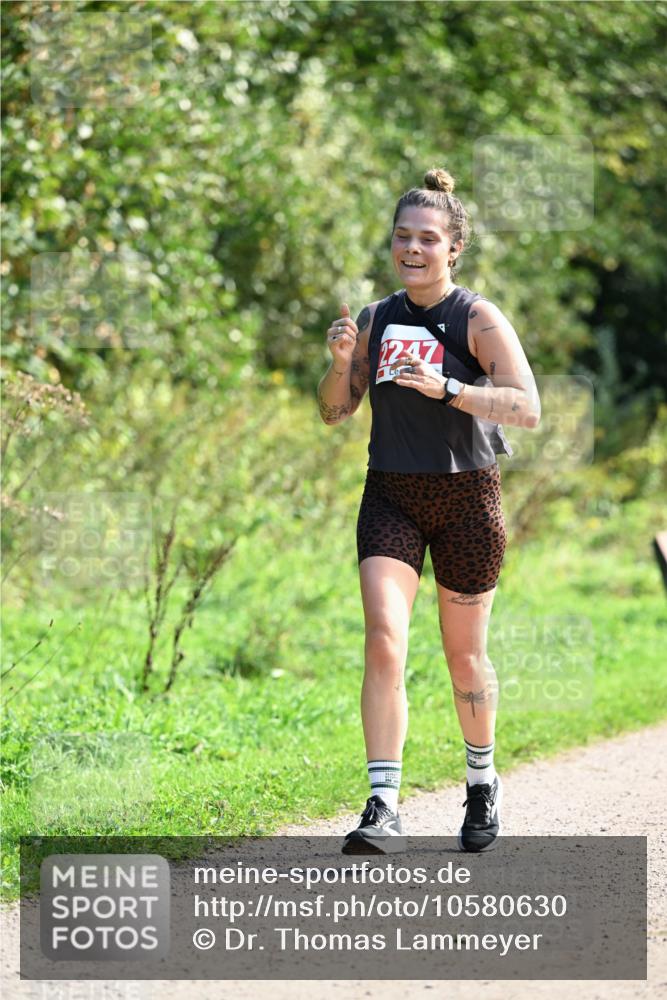 27.09.2026 - 35. Volkslauf durch das schöne Alstertal Dr. Thomas Lammeyer http://msf.ph/oto/10580630 27.09.2026 12:17:09 Laufen 2247 meine-sportfotos.de