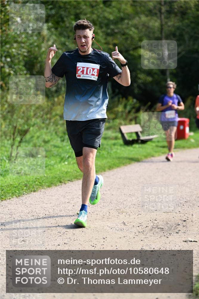 27.09.2026 - 35. Volkslauf durch das schöne Alstertal Dr. Thomas Lammeyer http://msf.ph/oto/10580648 27.09.2026 12:17:32 Laufen 2104 meine-sportfotos.de