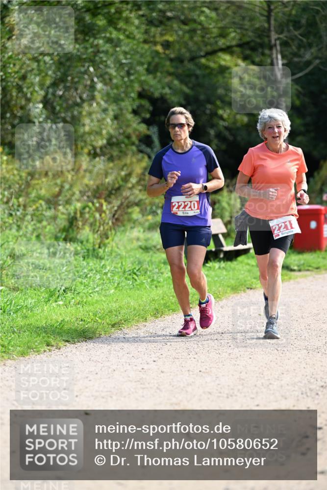 27.09.2026 - 35. Volkslauf durch das schöne Alstertal Dr. Thomas Lammeyer http://msf.ph/oto/10580652 27.09.2026 12:17:34 Laufen 2220, 2218 meine-sportfotos.de