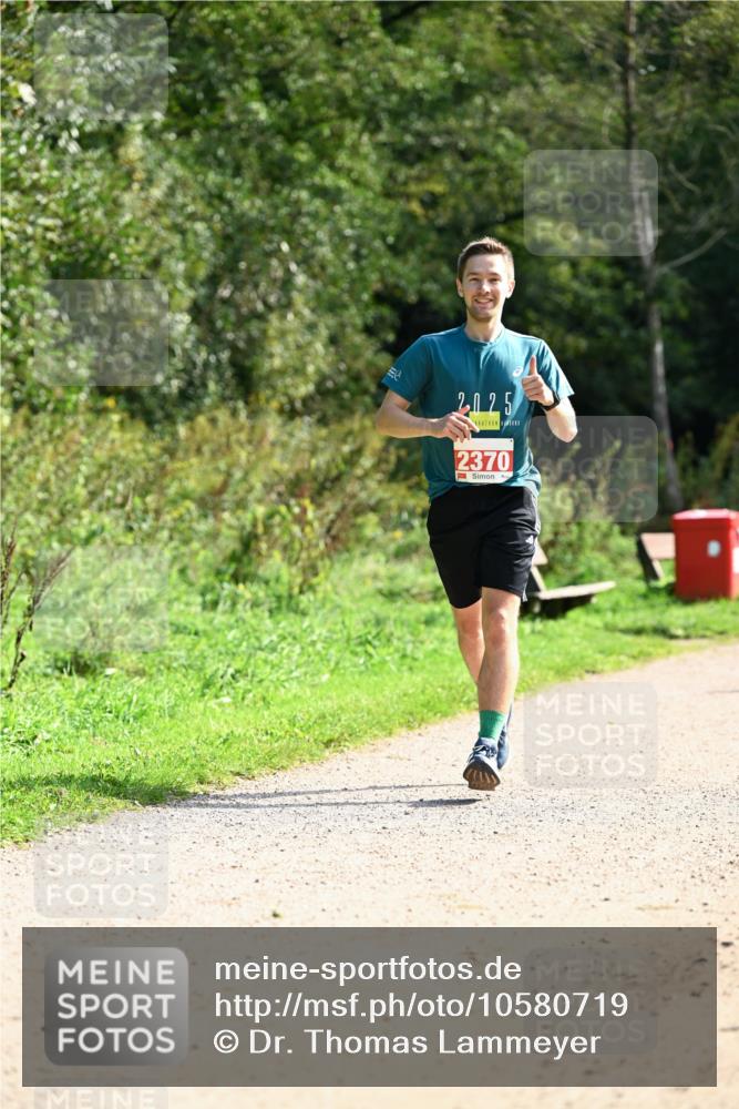 27.09.2026 - 35. Volkslauf durch das schöne Alstertal Dr. Thomas Lammeyer http://msf.ph/oto/10580719 27.09.2026 12:18:12 Laufen 2025, 2370 meine-sportfotos.de