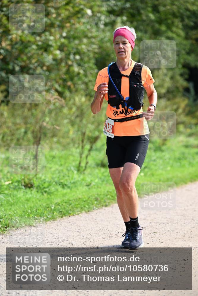 27.09.2026 - 35. Volkslauf durch das schöne Alstertal Dr. Thomas Lammeyer http://msf.ph/oto/10580736 27.09.2026 12:18:22 Laufen 08 meine-sportfotos.de