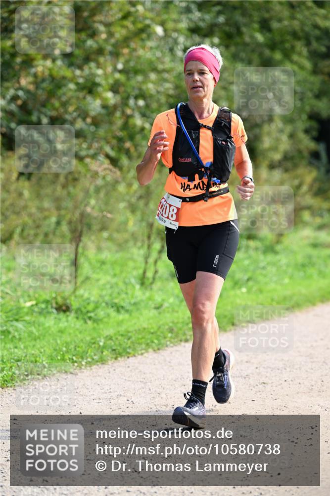 27.09.2026 - 35. Volkslauf durch das schöne Alstertal Dr. Thomas Lammeyer http://msf.ph/oto/10580738 27.09.2026 12:18:22 Laufen 08 meine-sportfotos.de