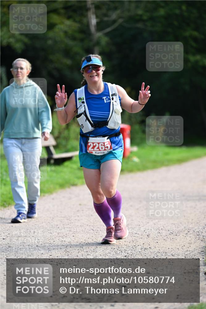 27.09.2026 - 35. Volkslauf durch das schöne Alstertal Dr. Thomas Lammeyer http://msf.ph/oto/10580774 27.09.2026 12:18:41 Laufen 2265 meine-sportfotos.de