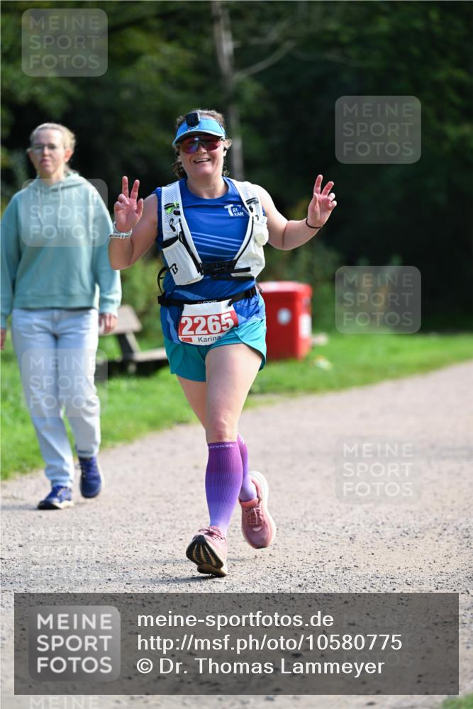 27.09.2026 - 35. Volkslauf durch das schöne Alstertal Dr. Thomas Lammeyer http://msf.ph/oto/10580775 27.09.2026 12:18:41 Laufen 2265, 9 meine-sportfotos.de
