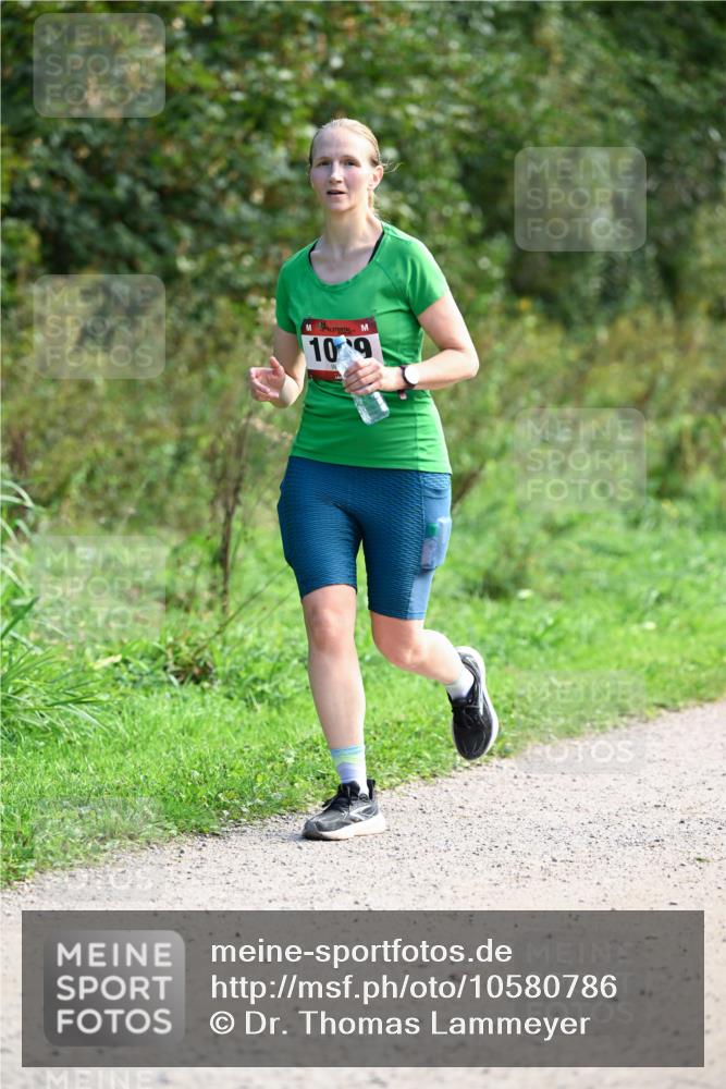 27.09.2026 - 35. Volkslauf durch das schöne Alstertal Dr. Thomas Lammeyer http://msf.ph/oto/10580786 27.09.2026 12:18:59 Laufen 109 meine-sportfotos.de